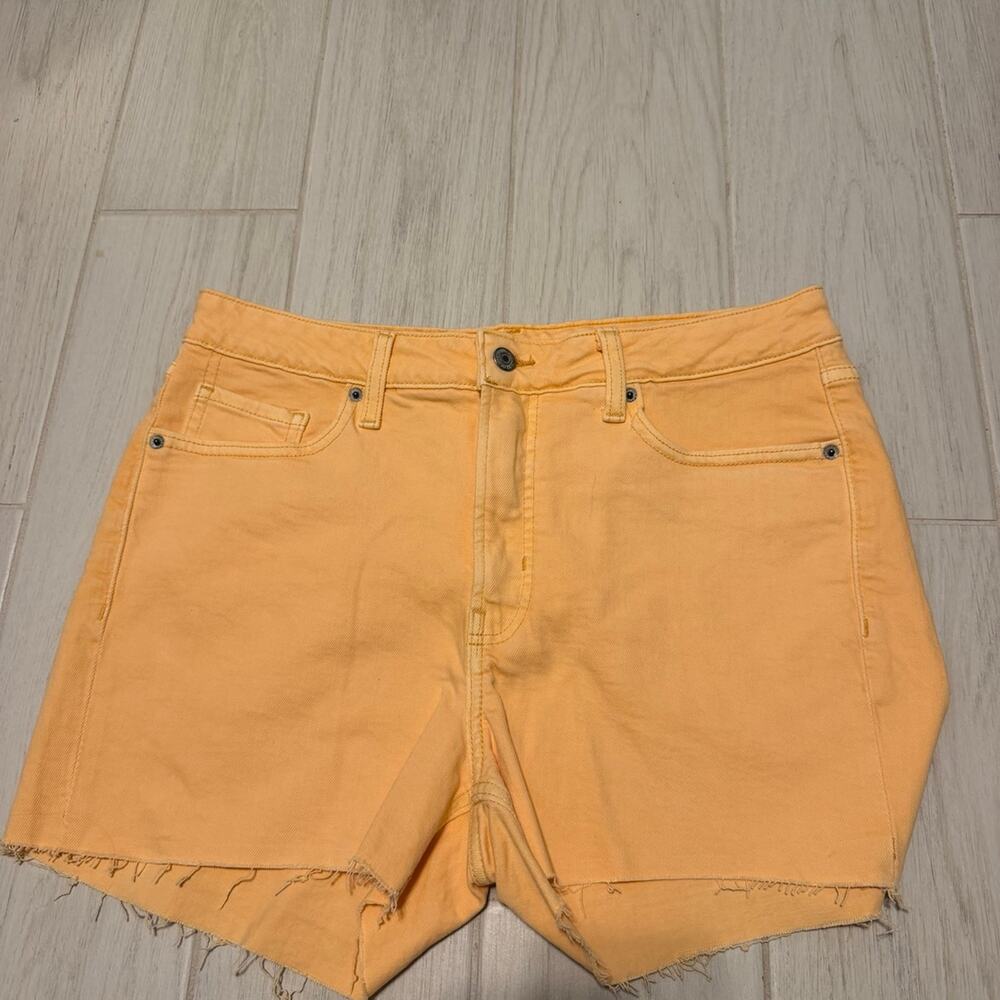 Old Navy High-Rise O.G. Straight Cut-Off Shorts Women’s Size 12 Peach Orange